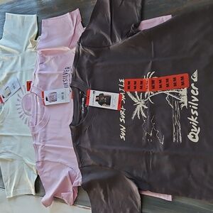 Medium Quiksilver Cream, Pink, and Brown Women's T-Shirt‎ Trio NWT